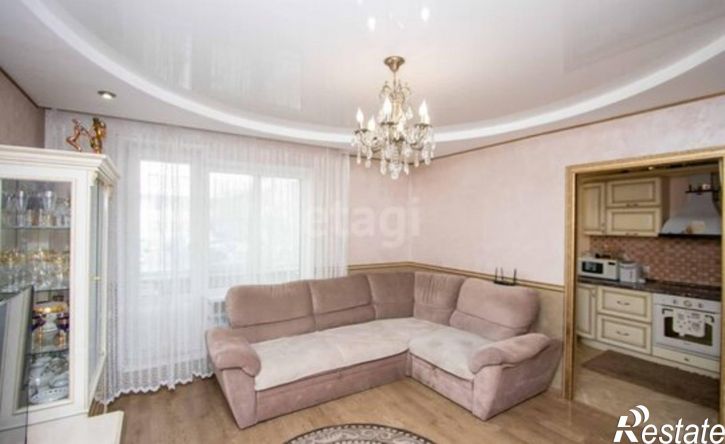 3-комн квартира микрорайон Университетский, 71