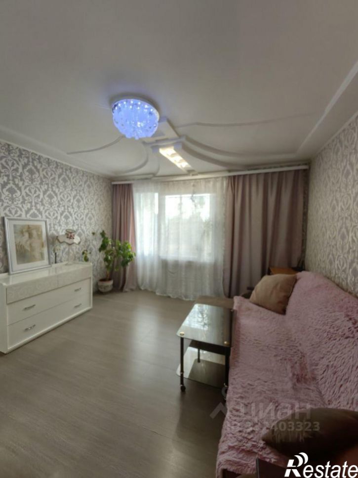 2-комн квартира микрорайон Университетский, 83