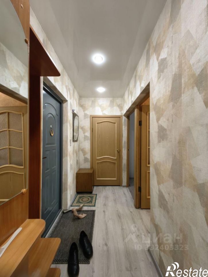2-комн квартира микрорайон Университетский, 83