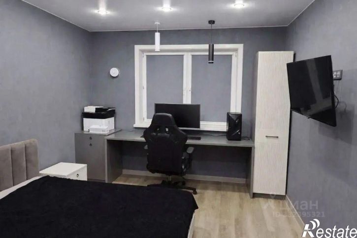 3-комн квартира ул Индустриальная, 16,  д. 16