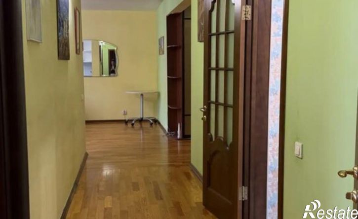 3-комн квартира ул 2-я Железнодорожная, 22,  д. 22