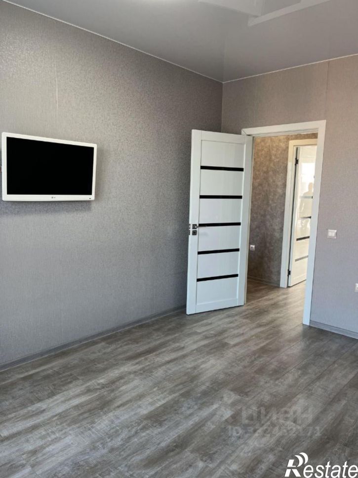 2-комн квартира микрорайон Радужный, 111