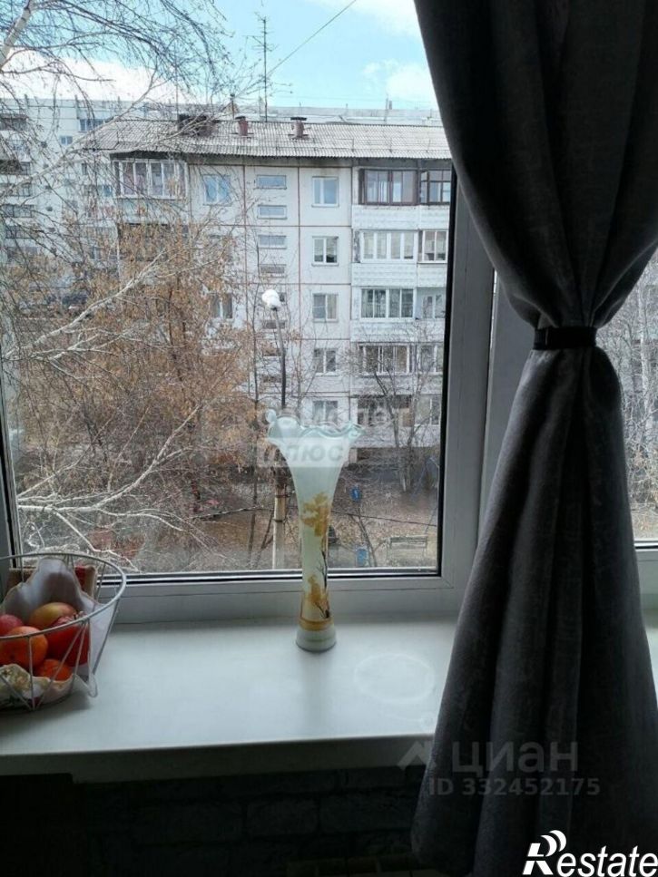 4-комн квартира ул Маршала Конева, 72,  д. 72