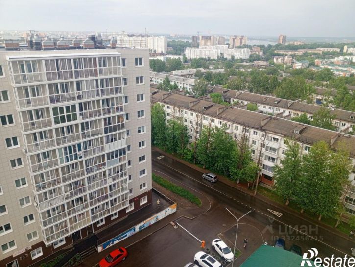 3-комн квартира микрорайон Юбилейный, 122