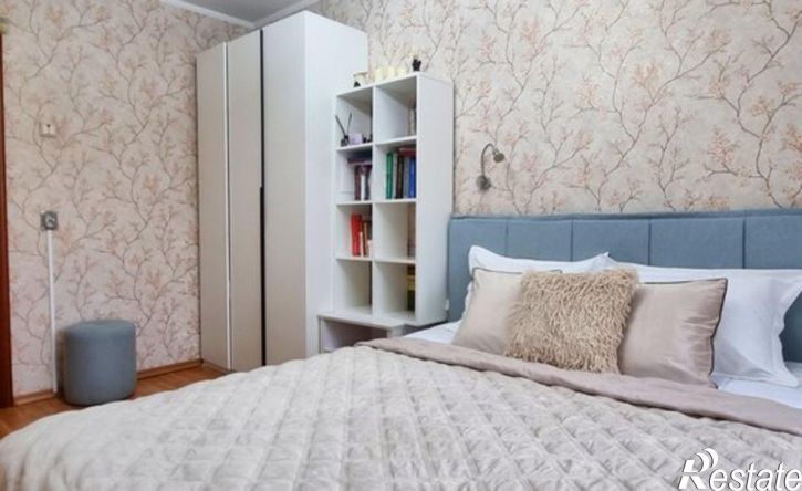 2-комн квартира микрорайон Университетский, 87