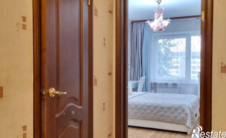 2-комн квартира микрорайон Университетский, 87