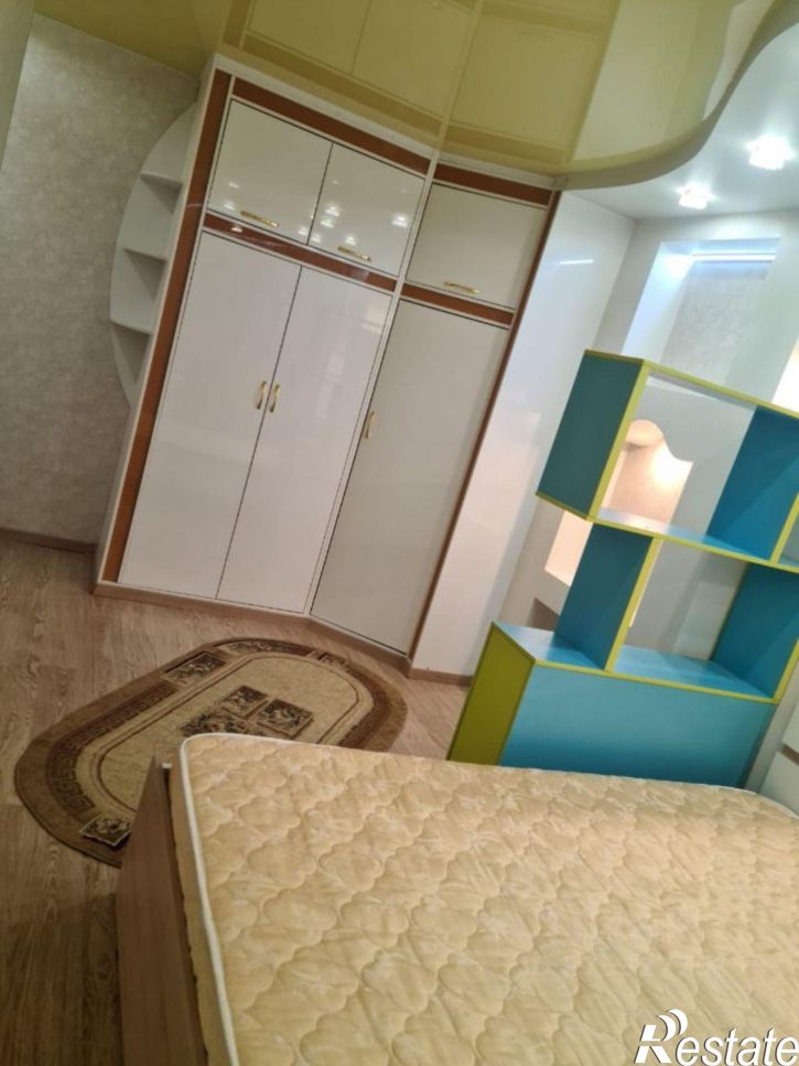 3-комн квартира ул 4-я Железнодорожная, 23ж,  д. 23ж
