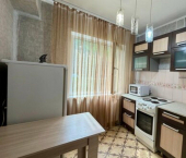 2-комн, 42кв м, этаж 2/4 б-р Рябикова, 37