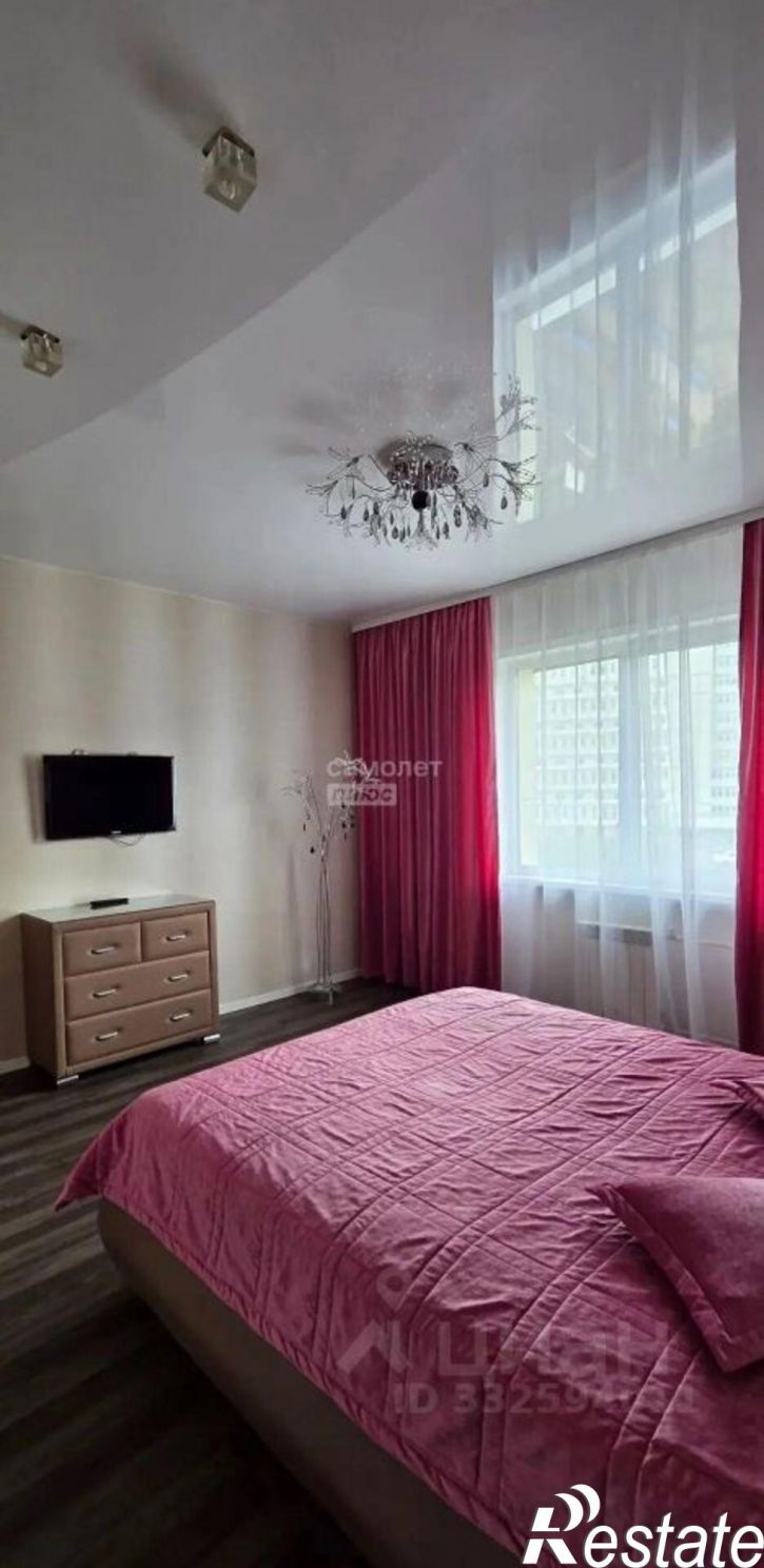 3-комн квартира Университетский мкр, д.4, к.а