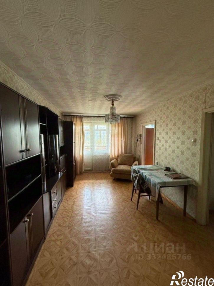 4-комн квартира микрорайон Приморский, 11