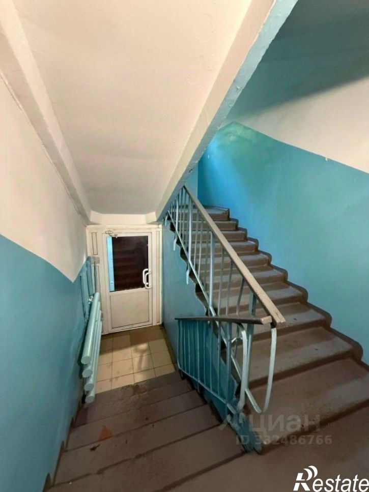 4-комн квартира микрорайон Приморский, 11