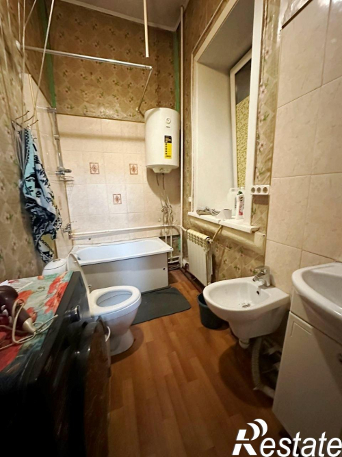 Продажа 2-комн квартиры Дзержинского, 56г