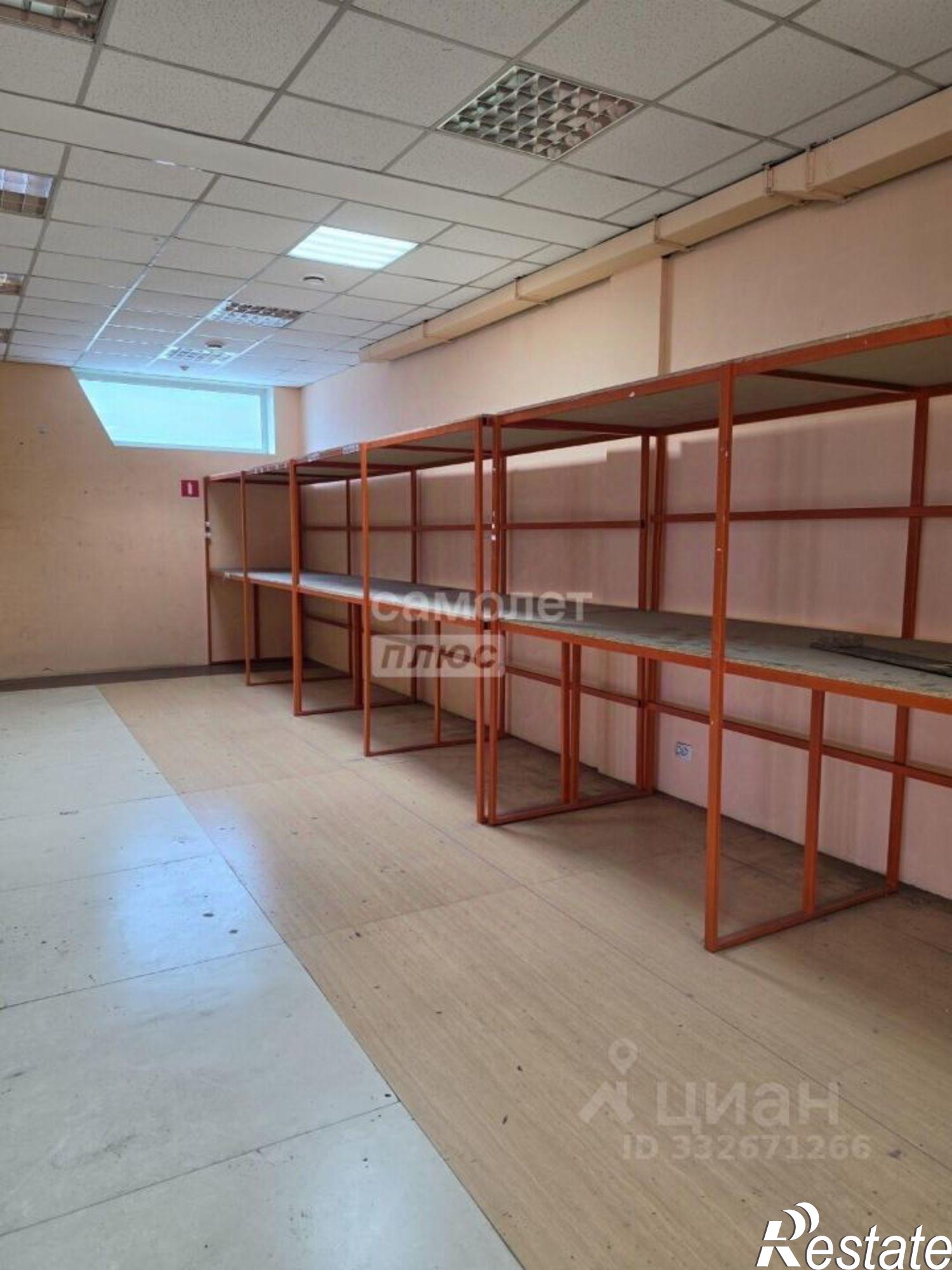 Сдать торговое помещение за 165 000 рублей на ул Полярная, 95А