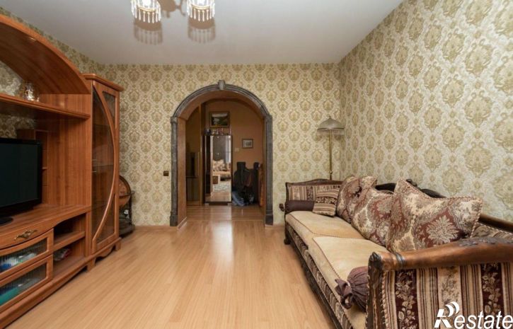 3-комн квартира ул Декабрьских Событий, 107б,  д. 107б