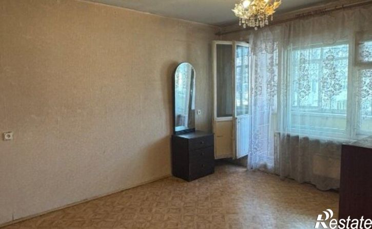 3-комн квартира микрорайон Первомайский, 23
