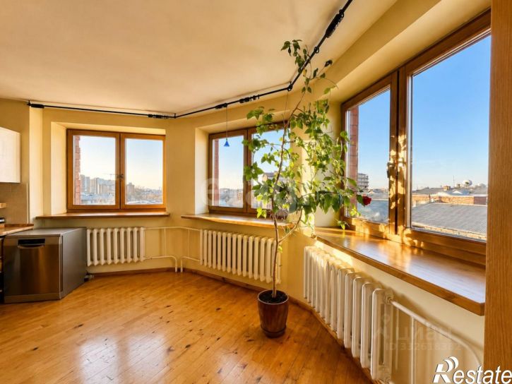 3-комн квартира ул Красноказачья, 127,  д. 127
