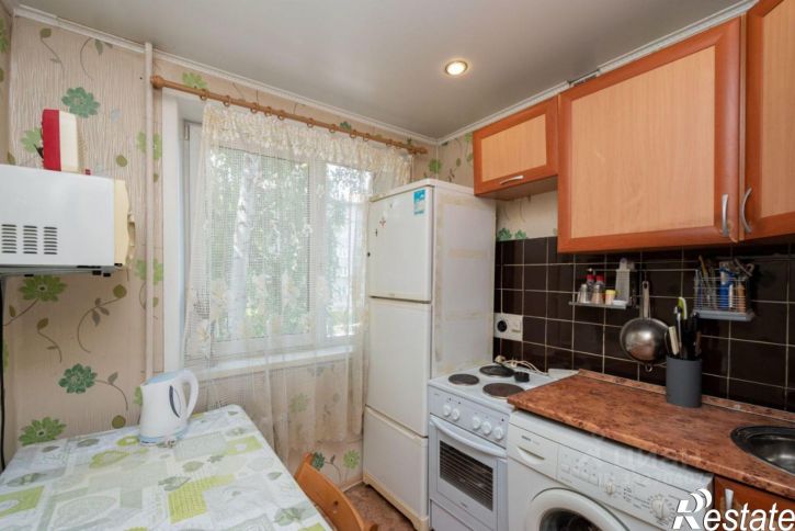 2-комн квартира ул Ржанова, 27,  д. 27