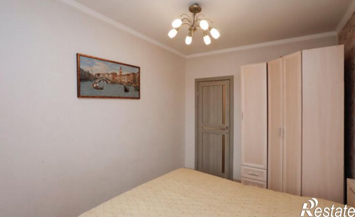 3-комн квартира ул Баррикад, 60/6,  д. 60/6