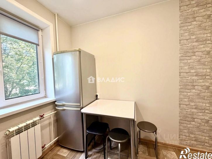 2-комн квартира микрорайон Приморский, 23