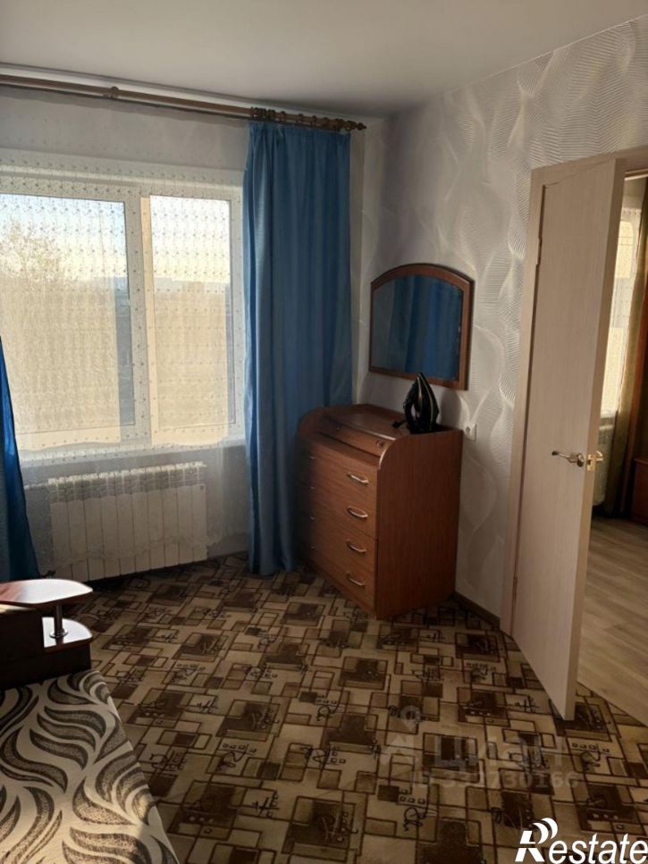 2-комн квартира микрорайон Университетский, 25