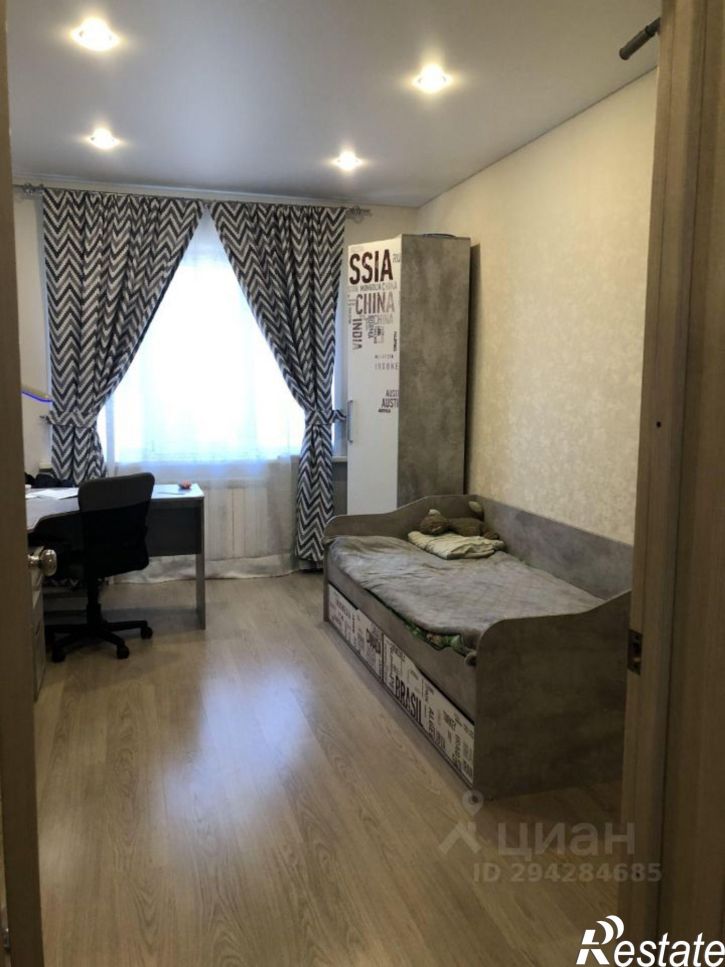 3-комн квартира ул Багратиона, 8,  д. 8