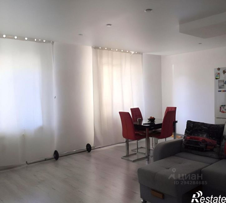 3-комн квартира ул Багратиона, 8,  д. 8