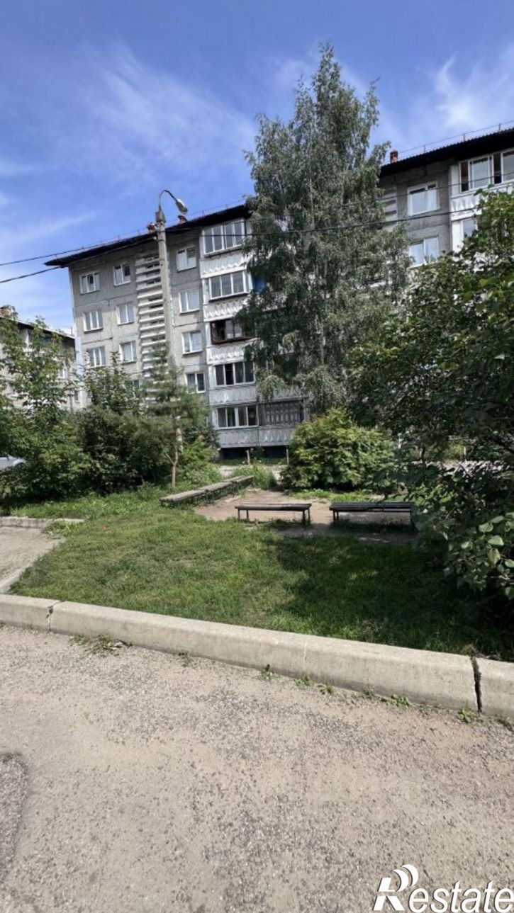 3-комн квартира ул Щедрина, 40,  д. 40