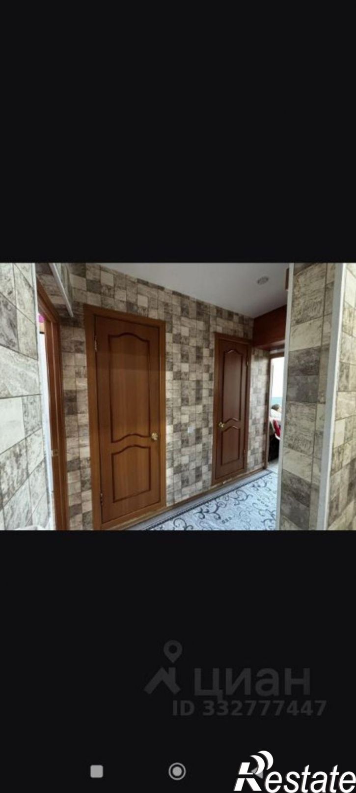 3-комн квартира микрорайон Университетский, 70