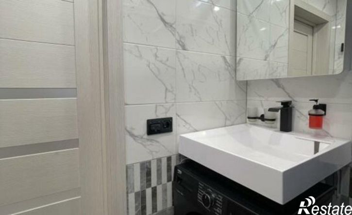 2-комн квартира микрорайон Топкинский, 74