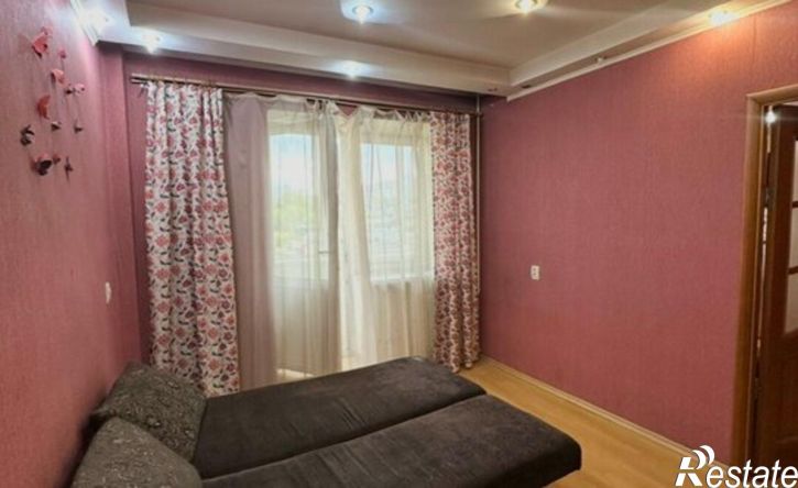 2-комн квартира ул Мамина-Сибиряка, 12/3,  д. 12/3