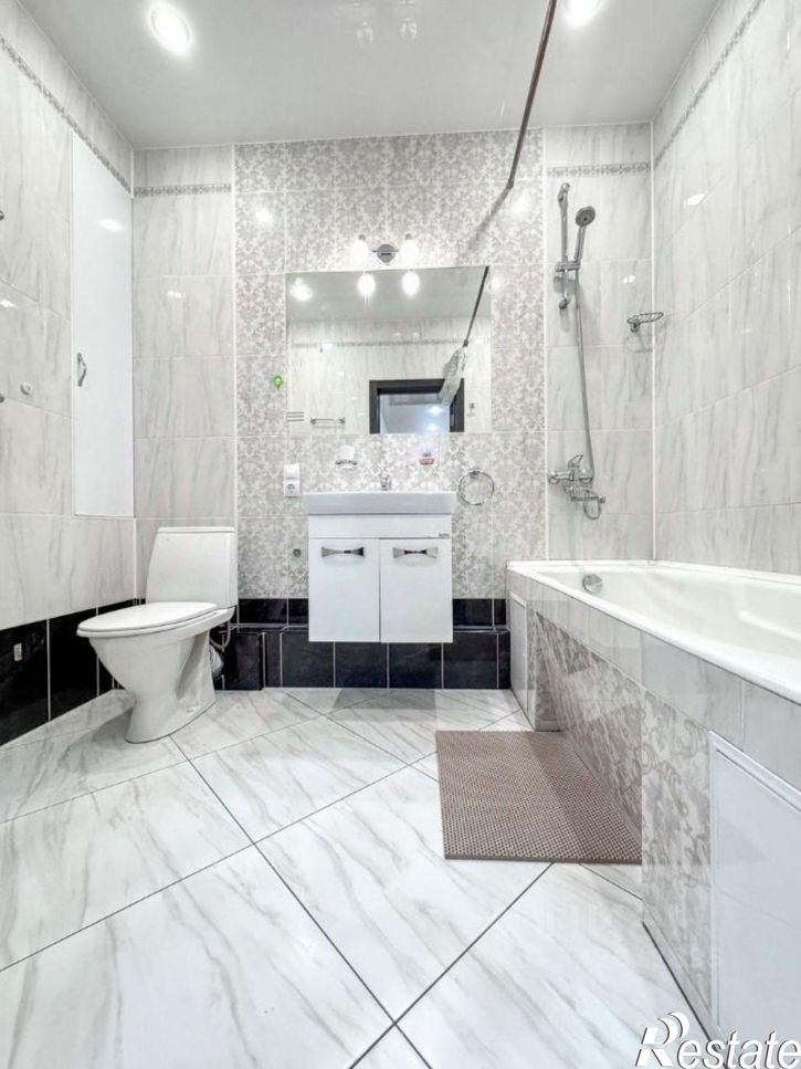 2-комн квартира ул Безбокова, 30/9,  д. 30/9