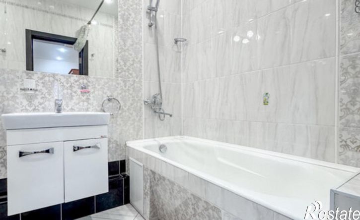 2-комн квартира ул Безбокова, 30/9,  д. 30/9