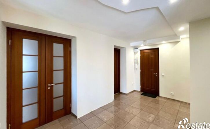 3-комн квартира ул Розы Люксембург, 120,  д. 120