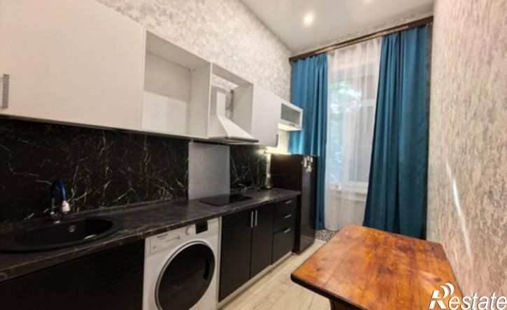 2-комн квартира Большевистский пер, 11,  д. 11