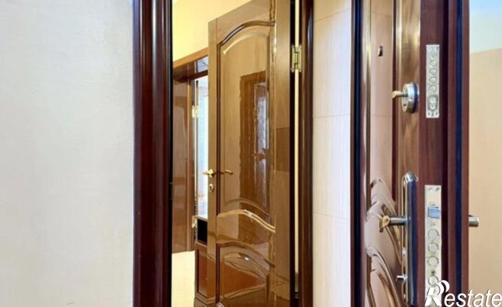 4-комн квартира ул Дальневосточная, 142,  д. 142