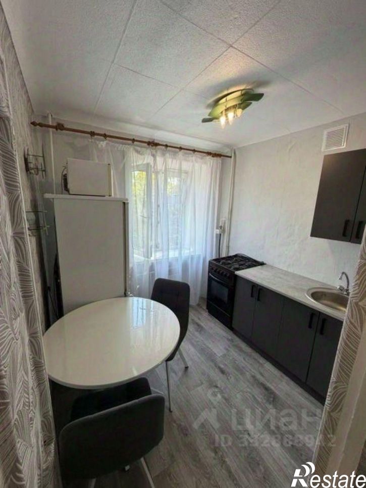 2-комн квартира ул Лермонтова, 100,  д. 100