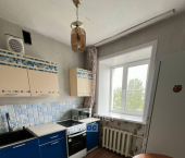 1-комн, 30кв м, этаж 4/4 б-р Постышева, 17