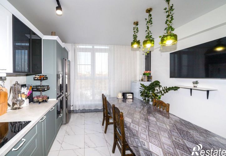 5-комн квартира ул Байкальская, 208,  д. 208