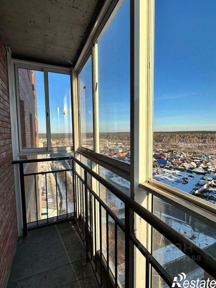 3-комн квартира микрорайон Топкинский, 69