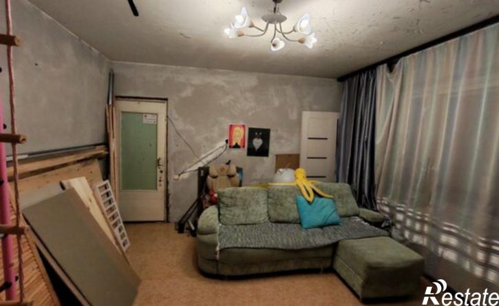 4-комн квартира микрорайон Университетский, 95