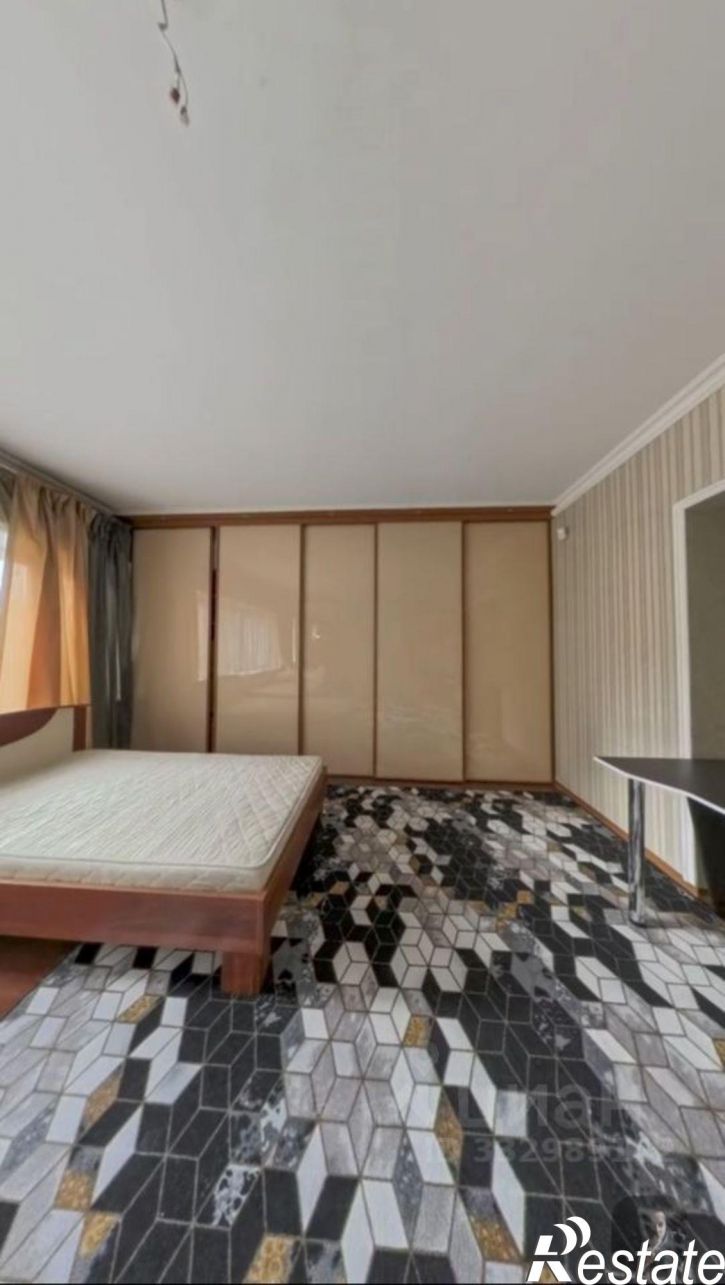 3-комн квартира пер МОПРА, 3,  д. 3