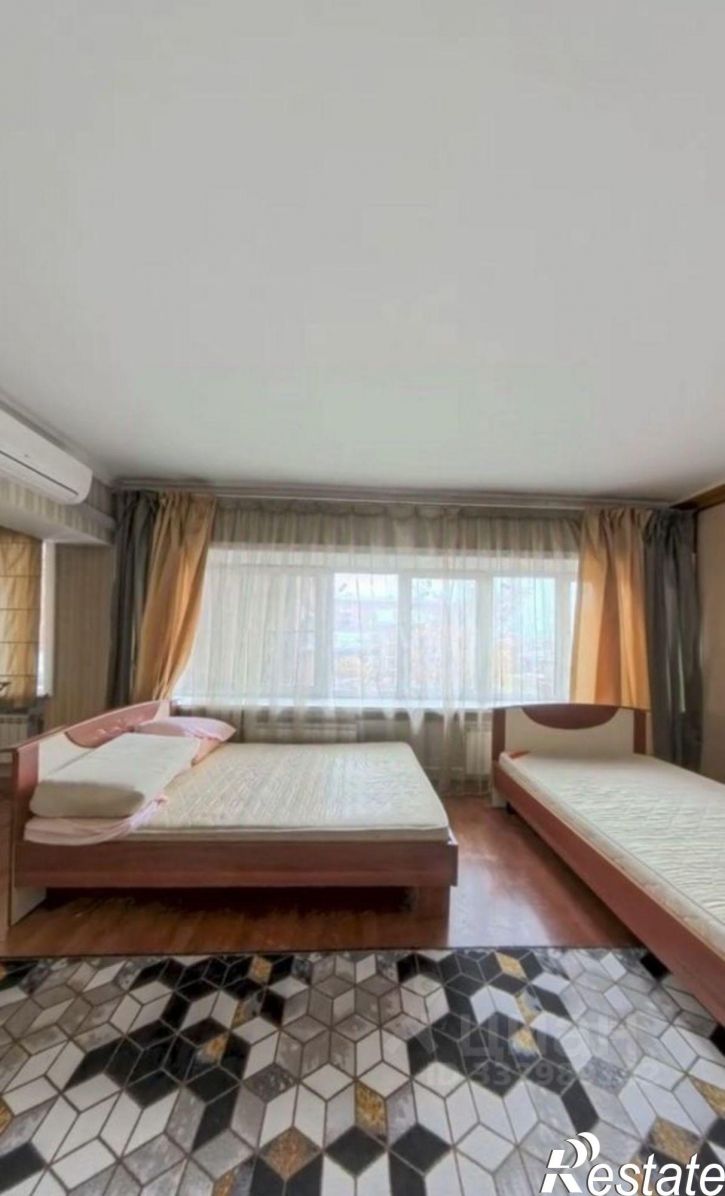 3-комн квартира пер МОПРА, 3,  д. 3