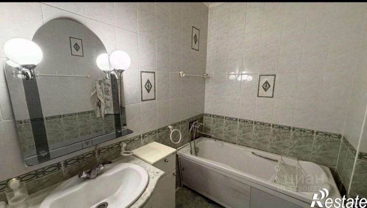 2-комн квартира пр-кт Маршала Жукова, 72в,  д. 72в