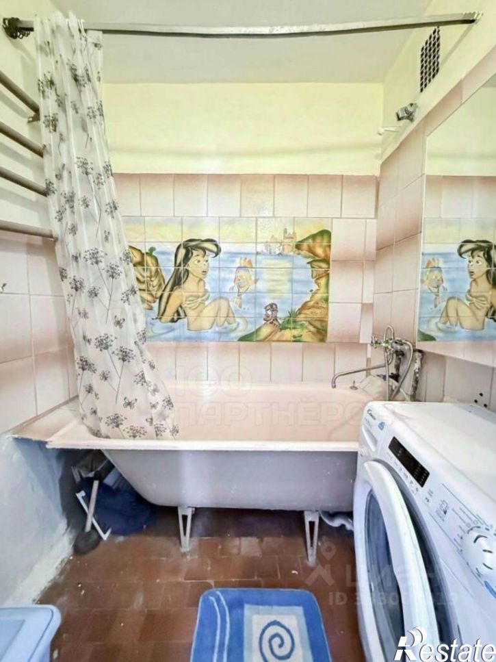 4-комн квартира ул Освобождения, 133,  д. 133