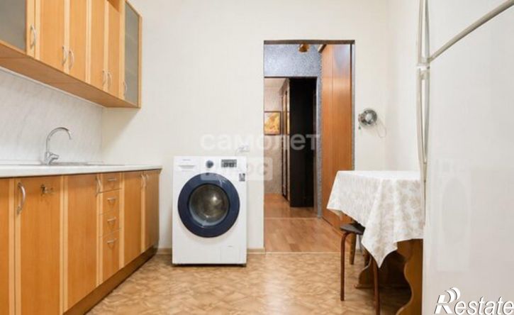 3-комн квартира микрорайон Первомайский, 82
