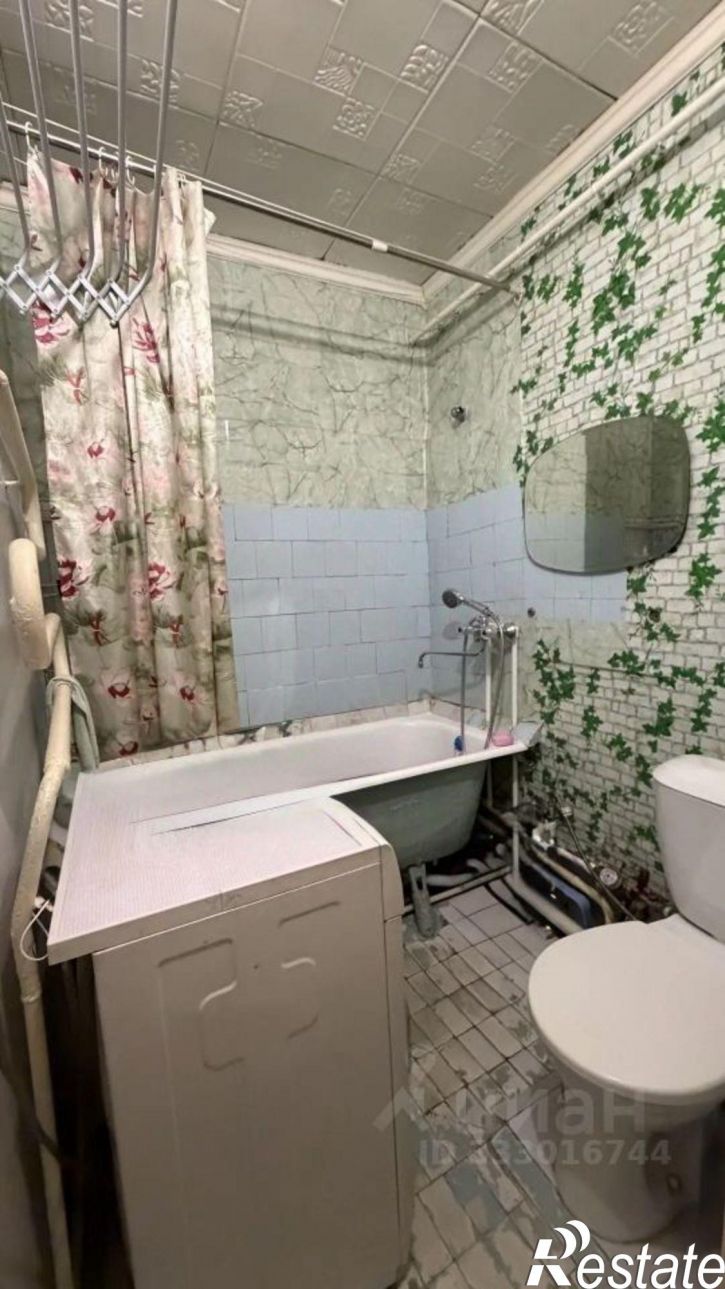 2-комн квартира ул Геологов, 8,  д. 8