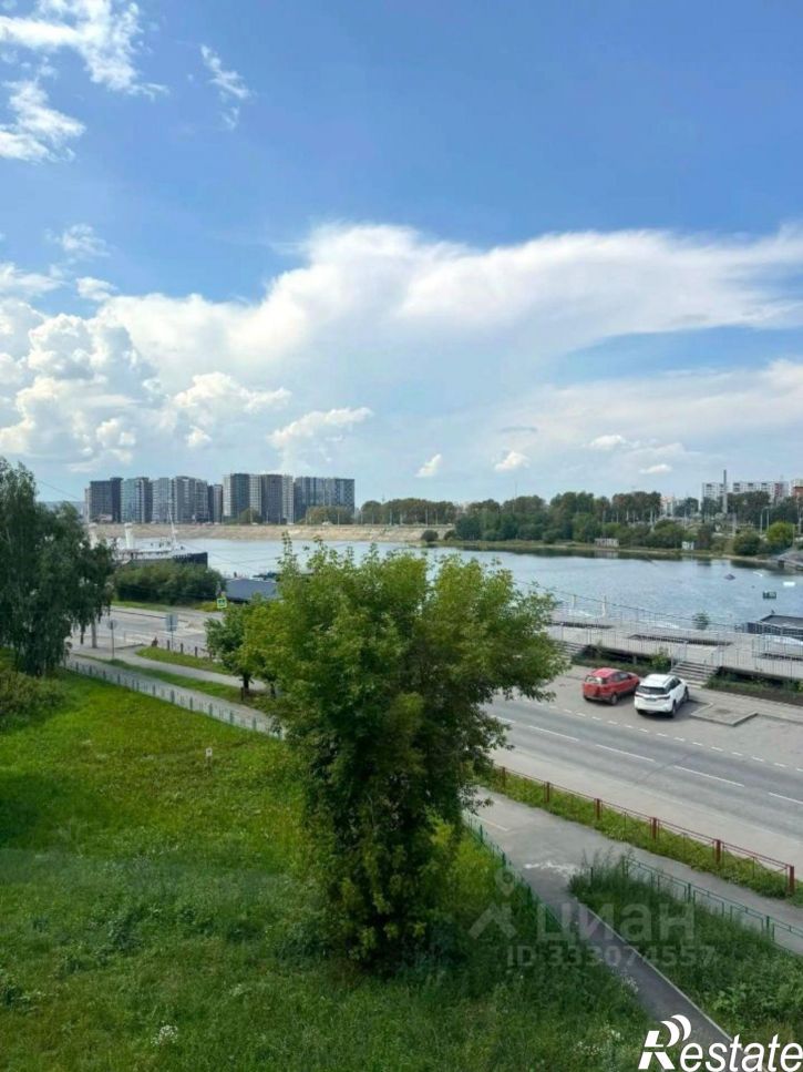 1-комн квартира пр-кт Маршала Жукова, 42,  д. 42