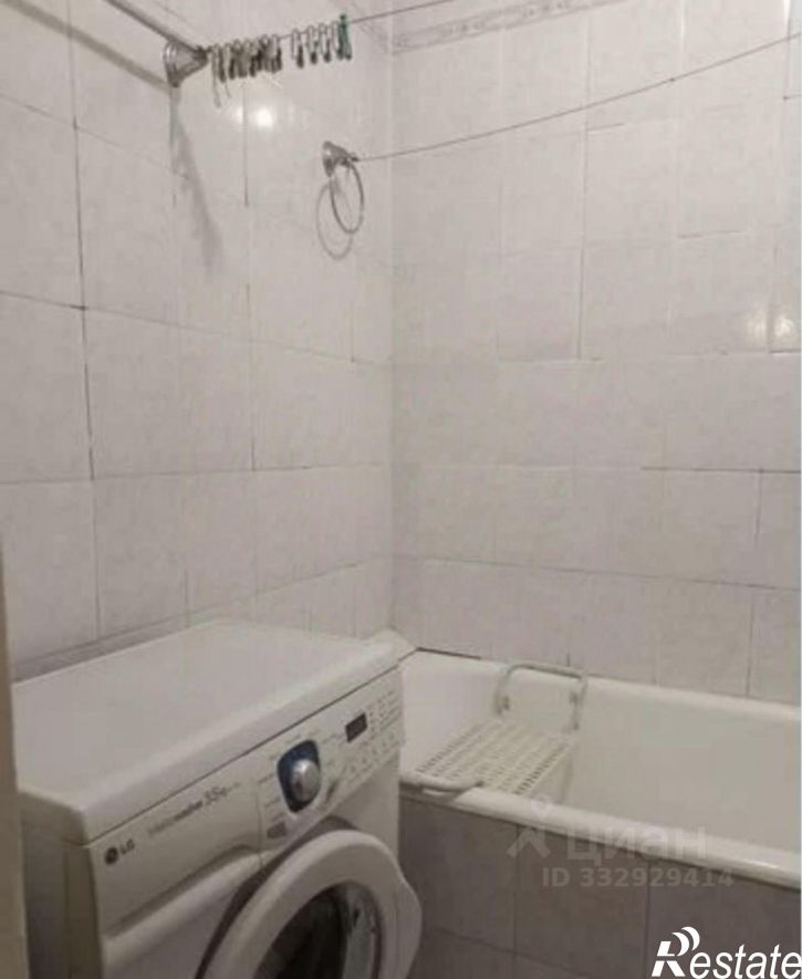 2-комн квартира ул Геологов, 10а,  д. 10а