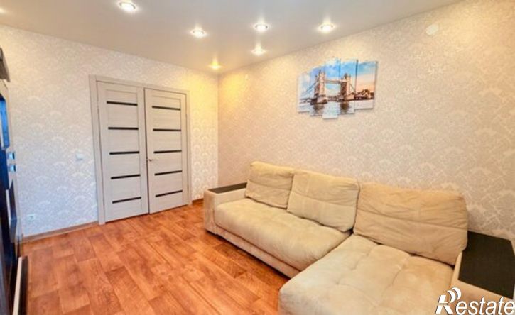 3-комн квартира улица Летописца Нита Романова, 25