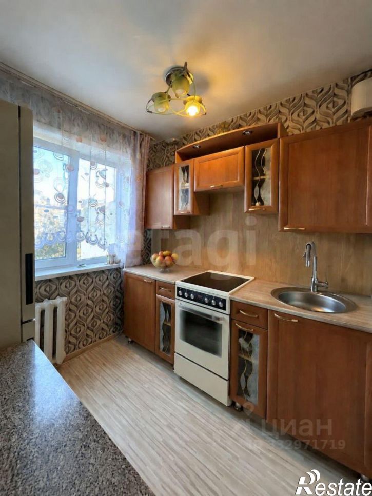 3-комн квартира ул Поленова, 14,  д. 14